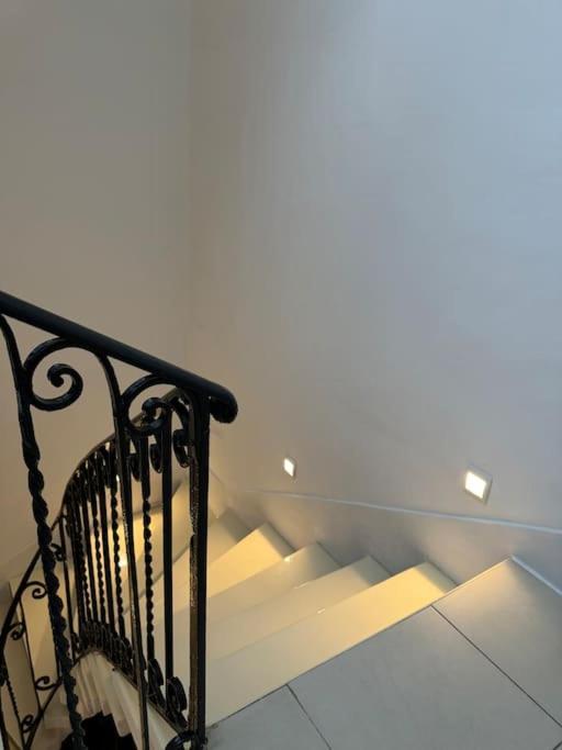 Вилла Townhouse 26 In Sliema, Malta Экстерьер фото