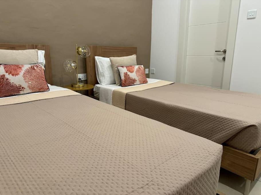 Вилла Townhouse 26 In Sliema, Malta Экстерьер фото