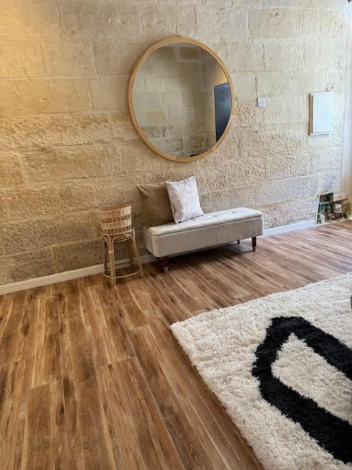 Вилла Townhouse 26 In Sliema, Malta Экстерьер фото