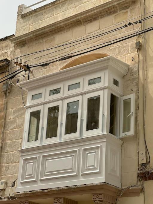 Вилла Townhouse 26 In Sliema, Malta Экстерьер фото