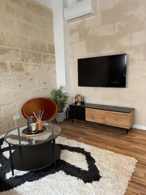Вилла Townhouse 26 In Sliema, Malta Экстерьер фото