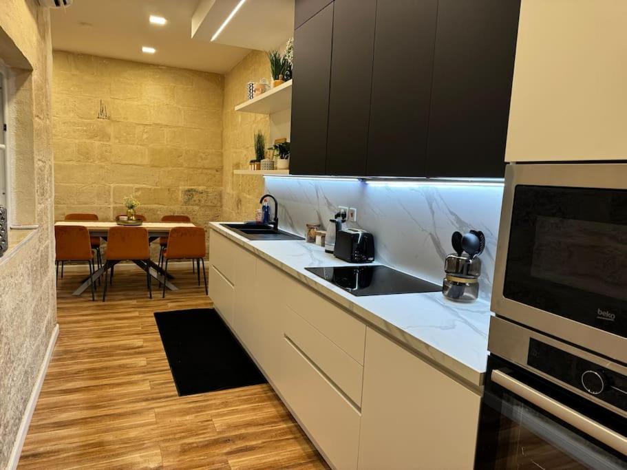 Вилла Townhouse 26 In Sliema, Malta Экстерьер фото